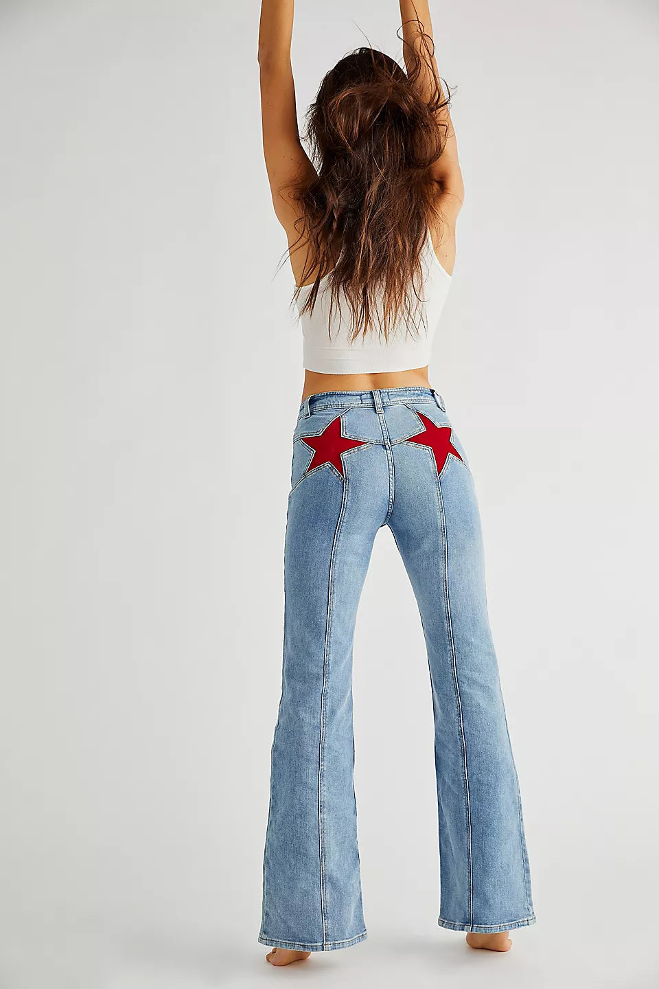 Valeria - Jeans de mujer corte recto con detalle de estrellas