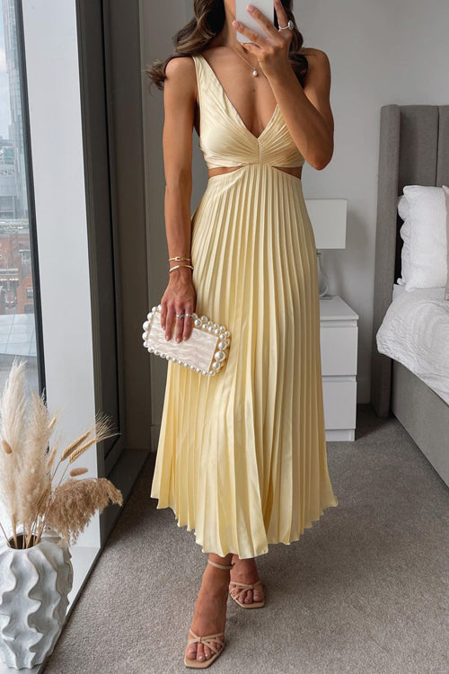 Marina - Vestido midi plisado con escote en V y aberturas laterales