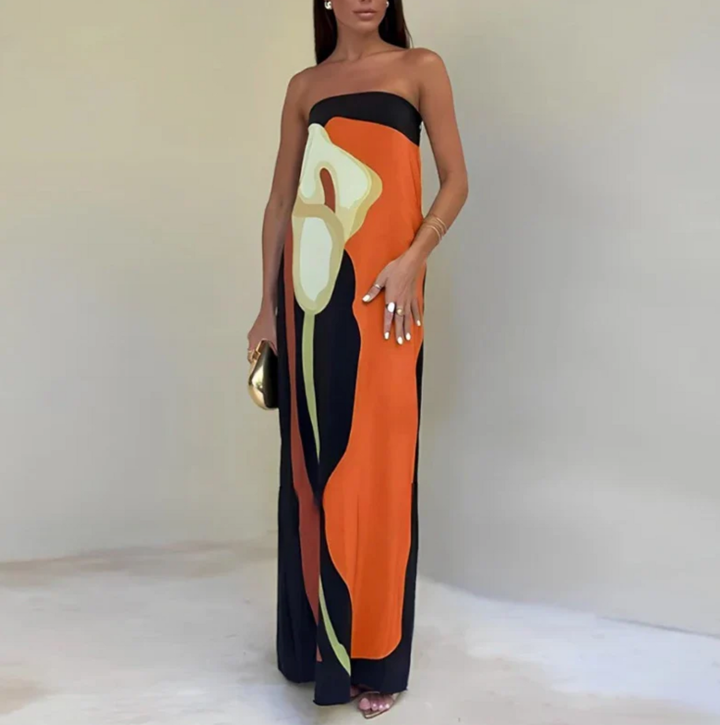 Aveline – Vestido largo sin tirantes con estampado floral artístico