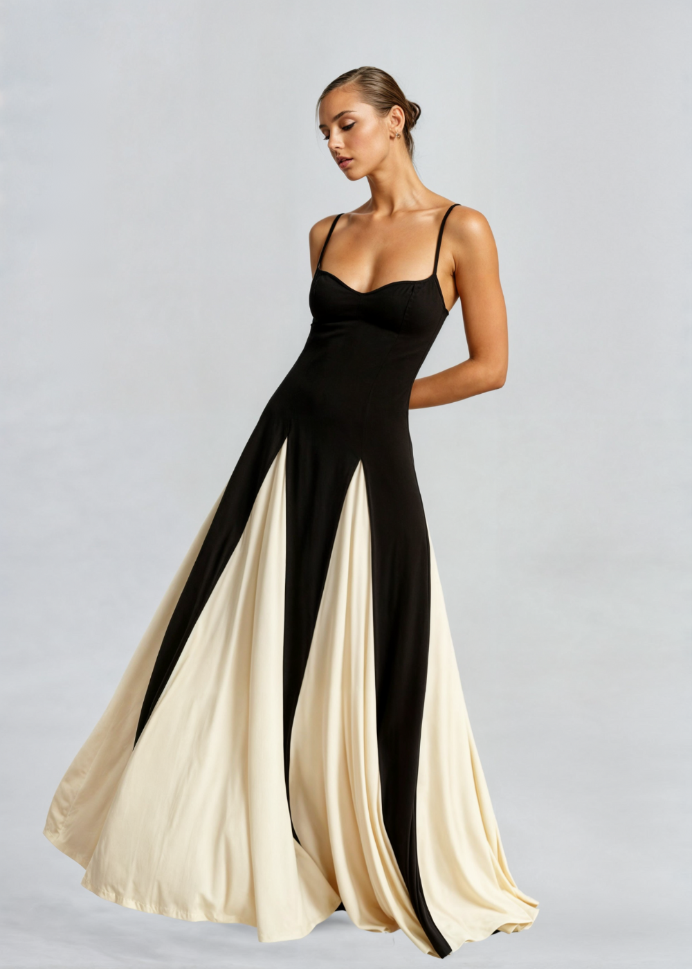 Selene - Vestido largo de mujer con tirantes finos y falda