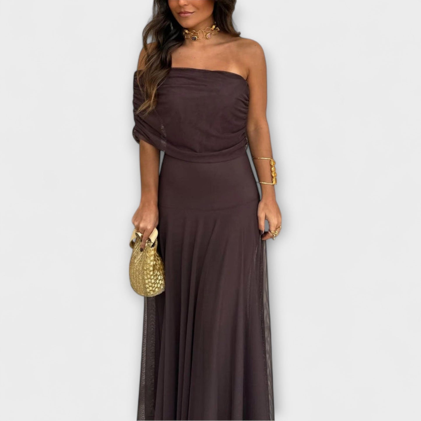 Isadora - Vestido largo de mujer con hombros descubiertos y falda