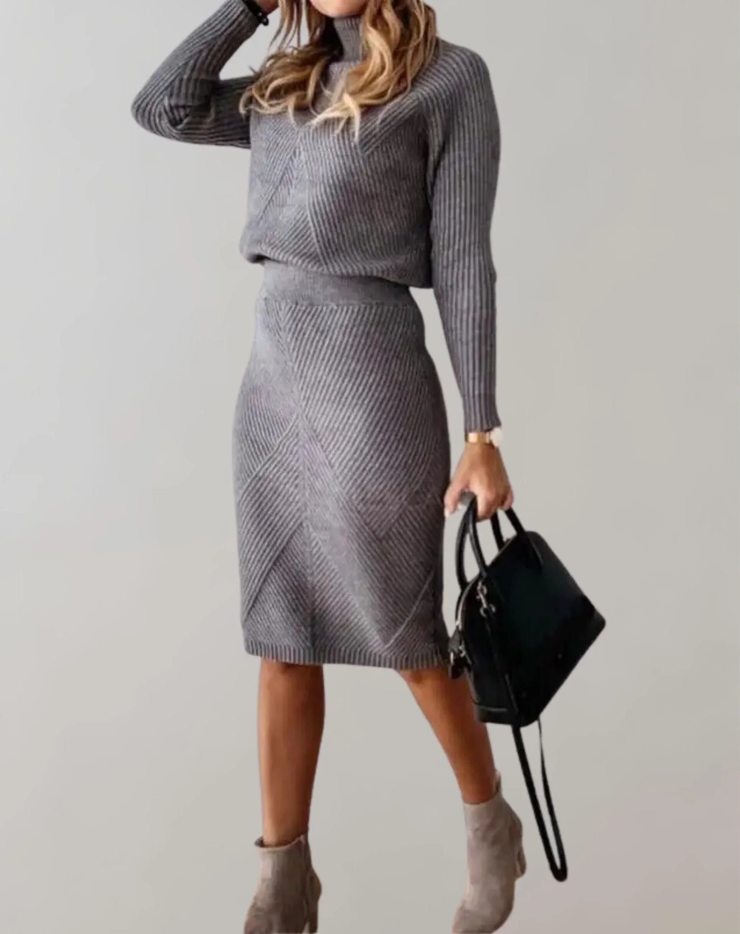 Mónica – Conjunto de punto con cuello alto para mujer