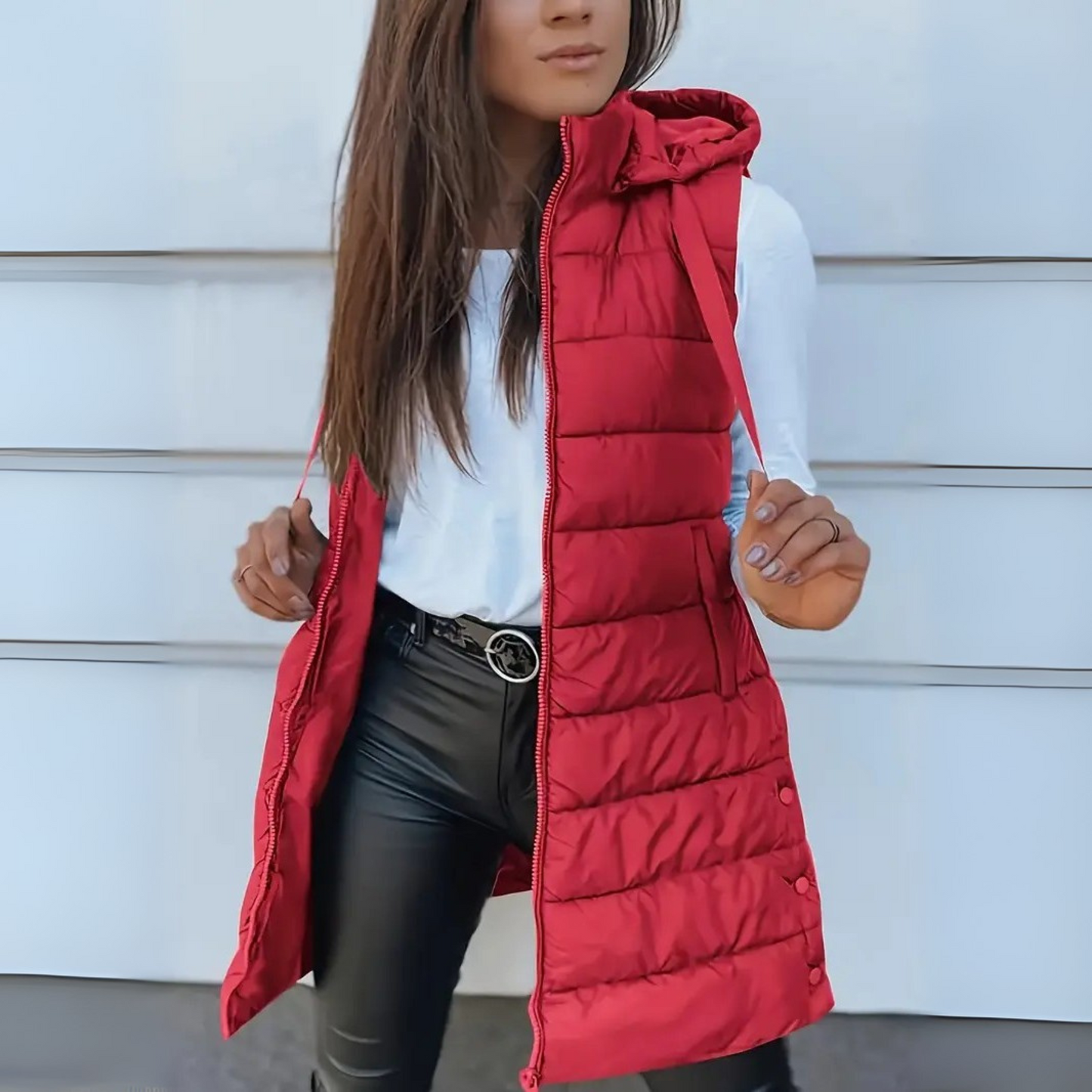 Elena – Chaleco Acolchado Largo Femenino con Capucha