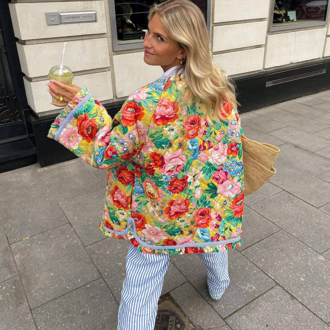 Amelia – Chaqueta ligera con estampado floral