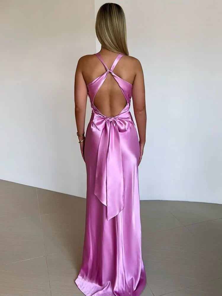 Julieta – Vestido maxi satinado de escote profundo