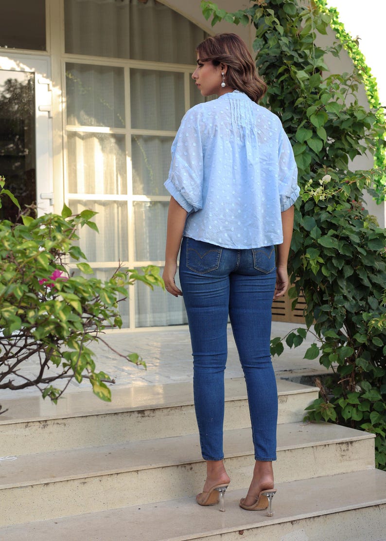 Blusa abotonada con textura