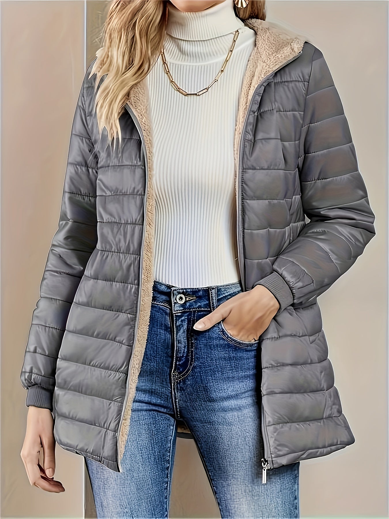 Carolina - Chaqueta de mujer acolchada con forro de borreguito y capucha