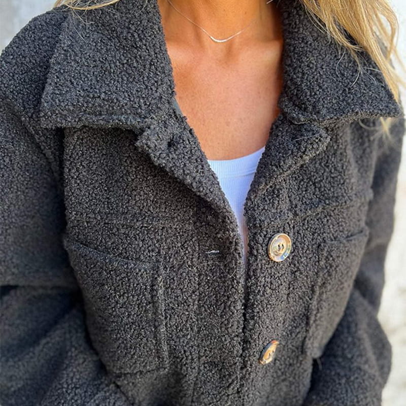 Irene - Chaqueta de mujer de borreguito con botones