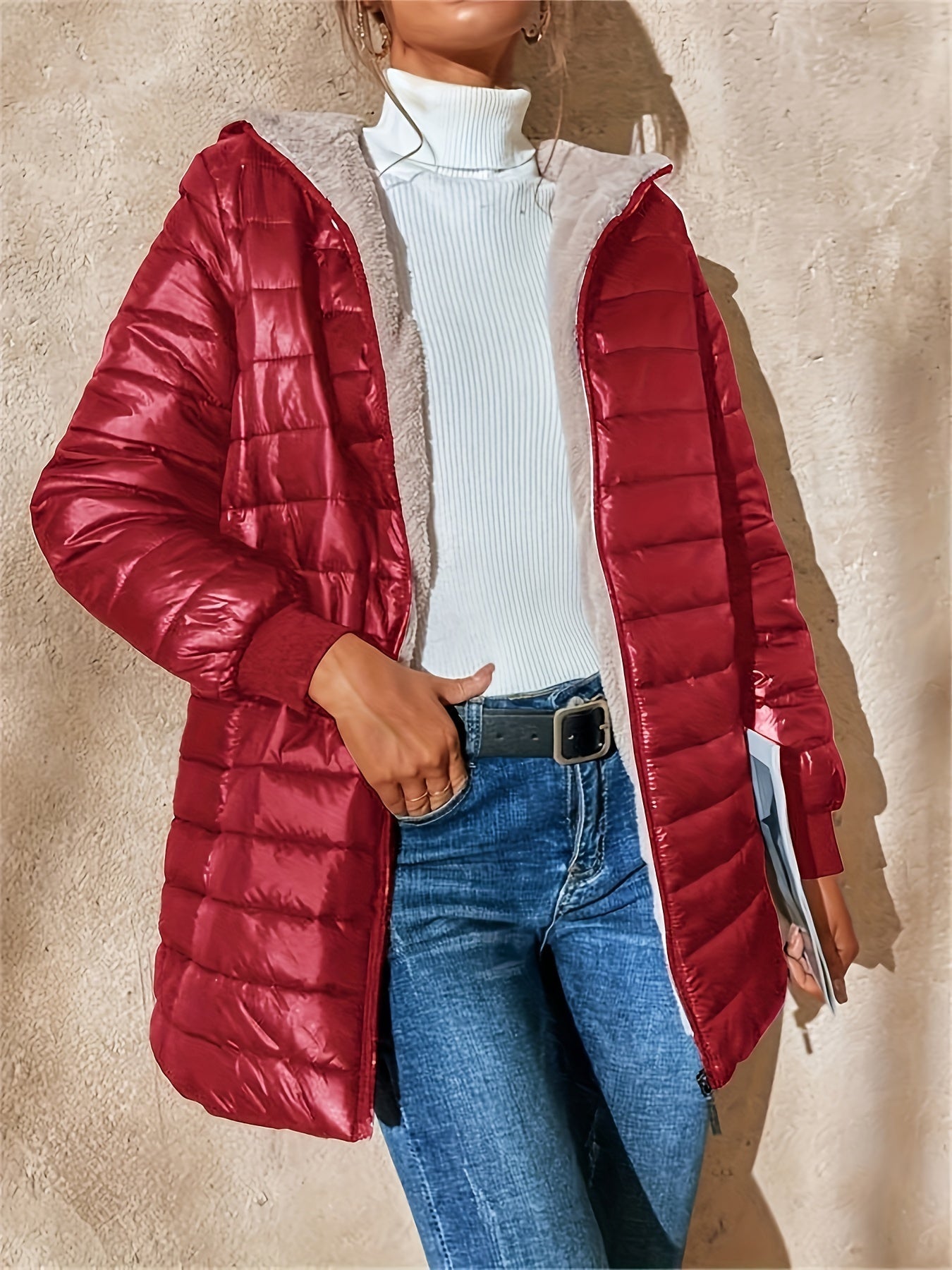 Carolina - Chaqueta de mujer acolchada con forro de borreguito y capucha