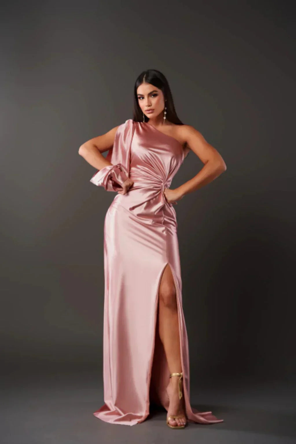 Renata - Vestido largo de mujer asimétrico con abertura lateral