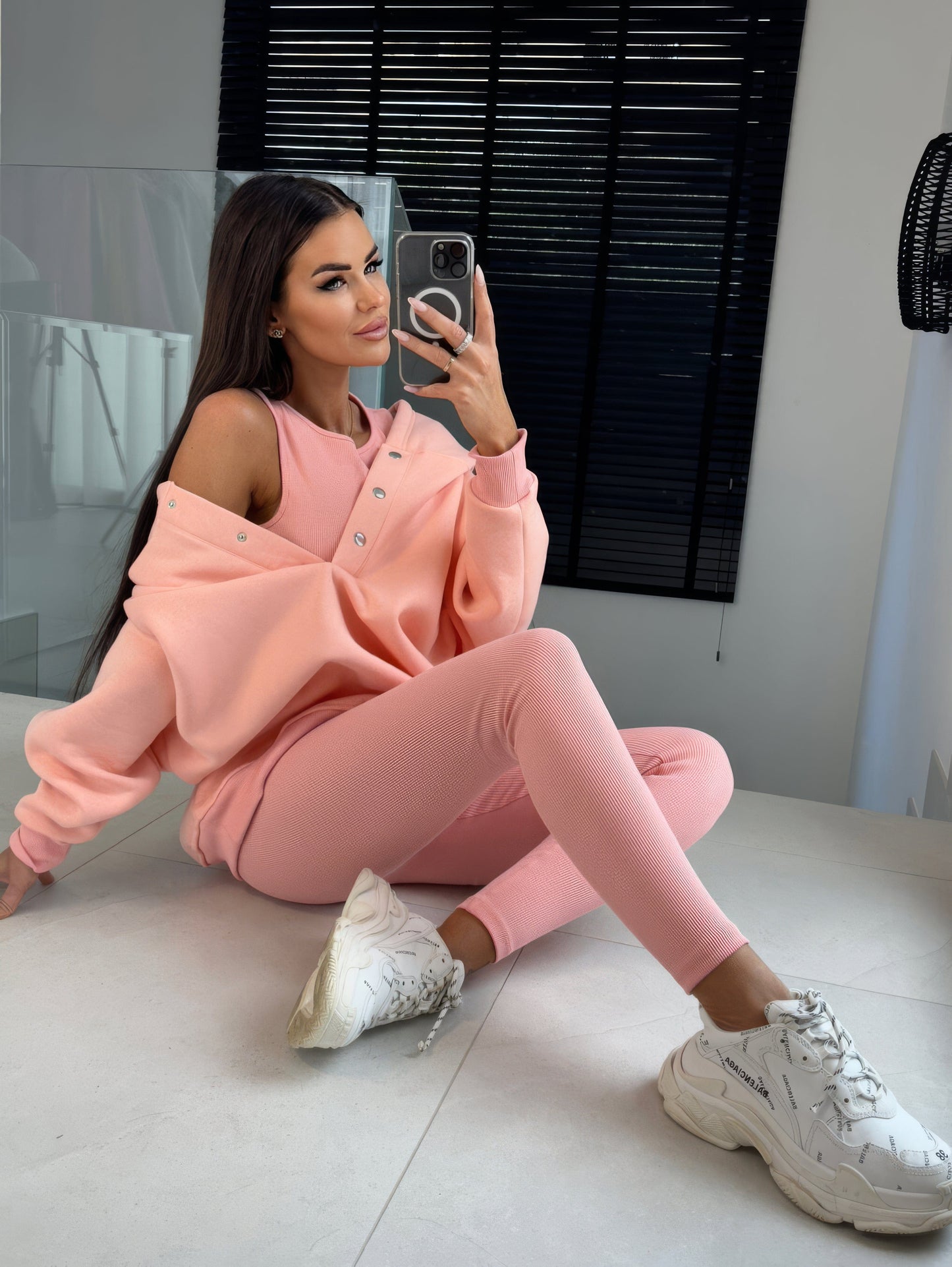 Marta – Conjunto Deportivo Femenino de Estilo Urbano