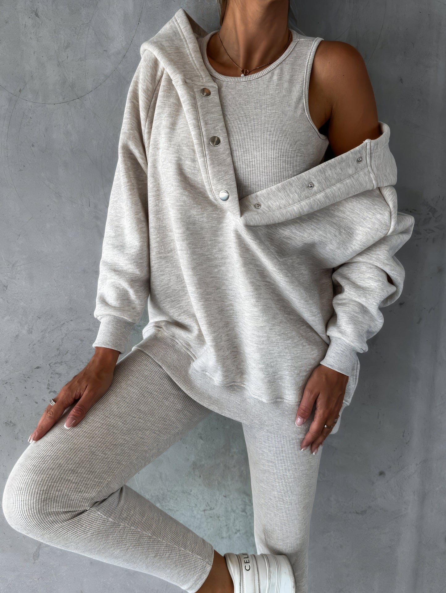 Marta – Conjunto Deportivo Femenino de Estilo Urbano