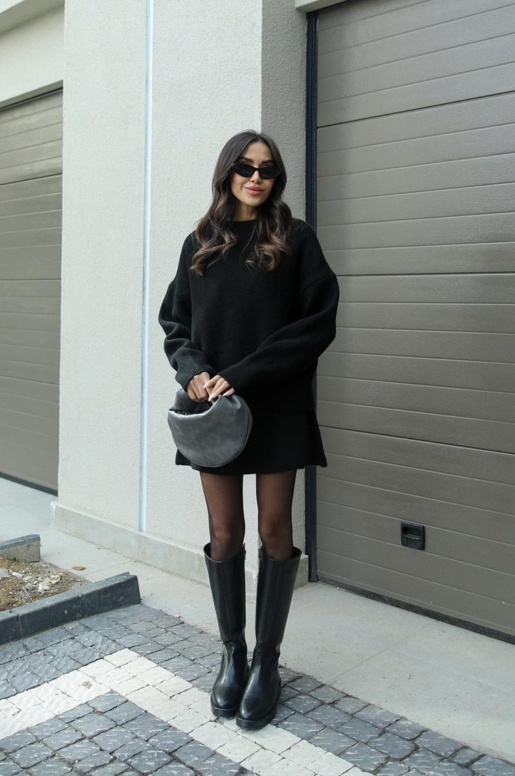Clara – Conjunto de Punto Oversize con Falda para Mujer