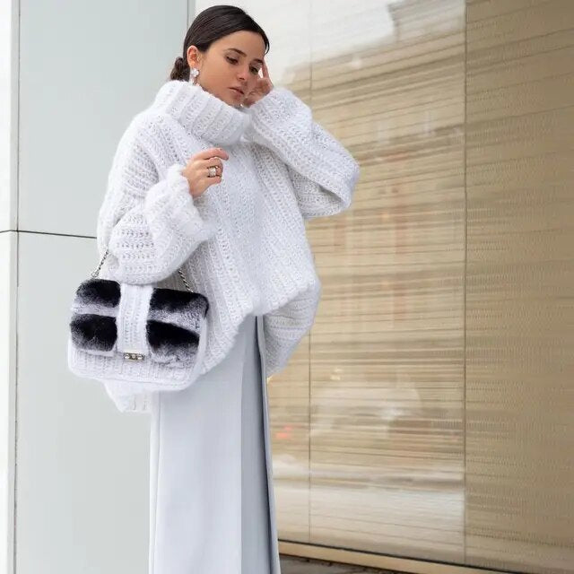 Valeria - Suéter oversize de punto grueso cuello alto mujer