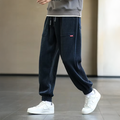 Lucas – Pantalón jogger de pana con bolsillos