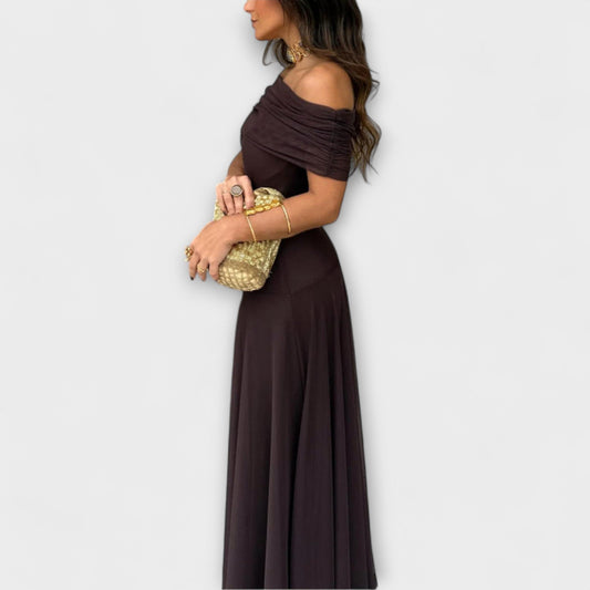 Isadora - Vestido largo de mujer con hombros descubiertos y falda