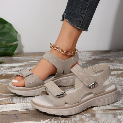 Aina – Sandalias deportivas con estilo casual