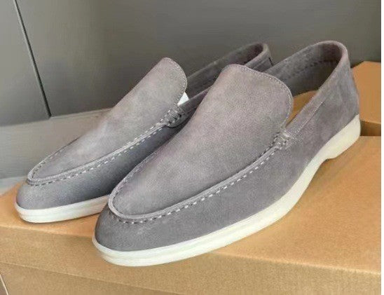 Lorenzo – Mocasines ortopédicos de ante con suela ligera y diseño minimalista