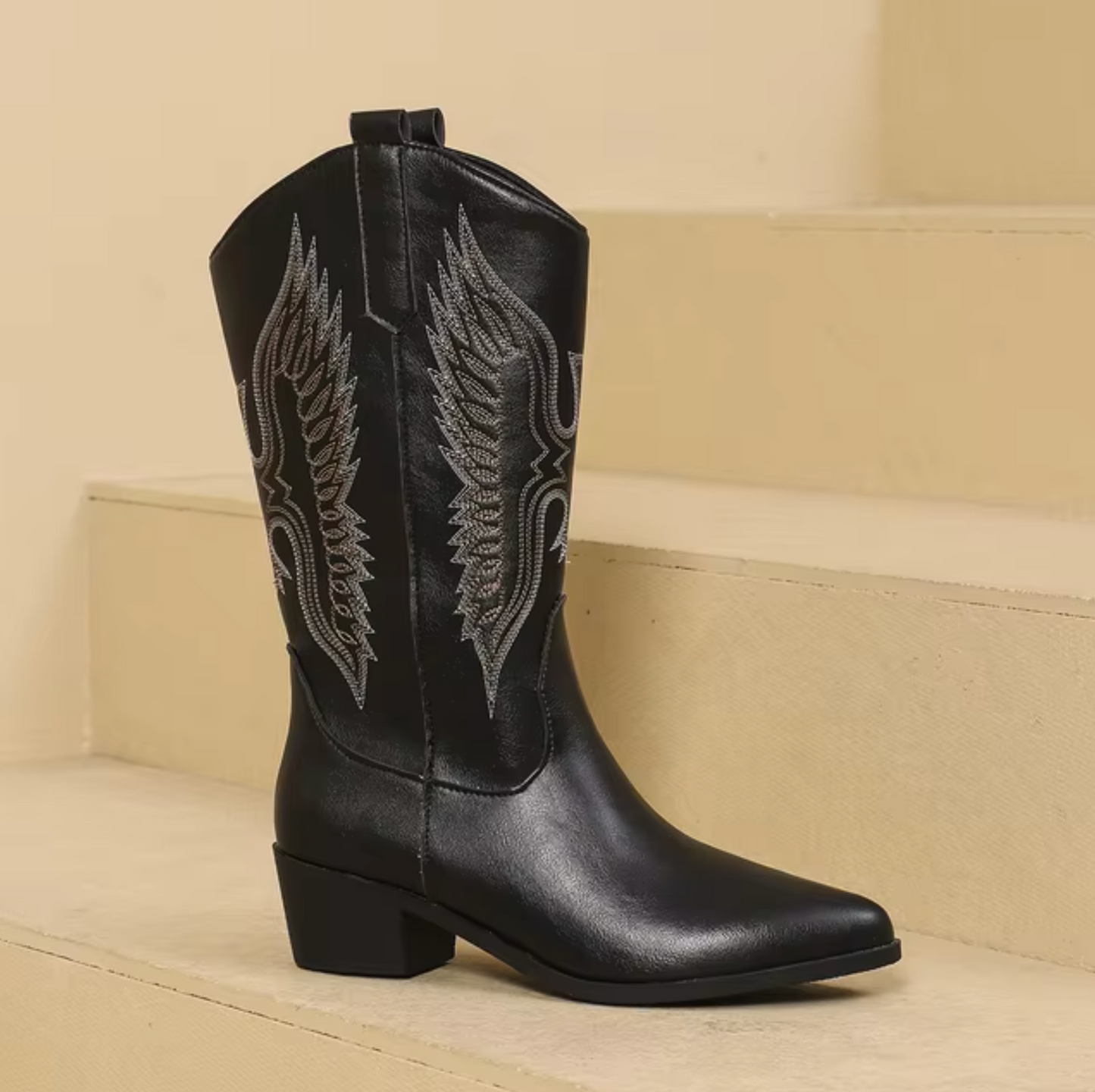 Dakota – Botas cowboy negras con bordado de alas