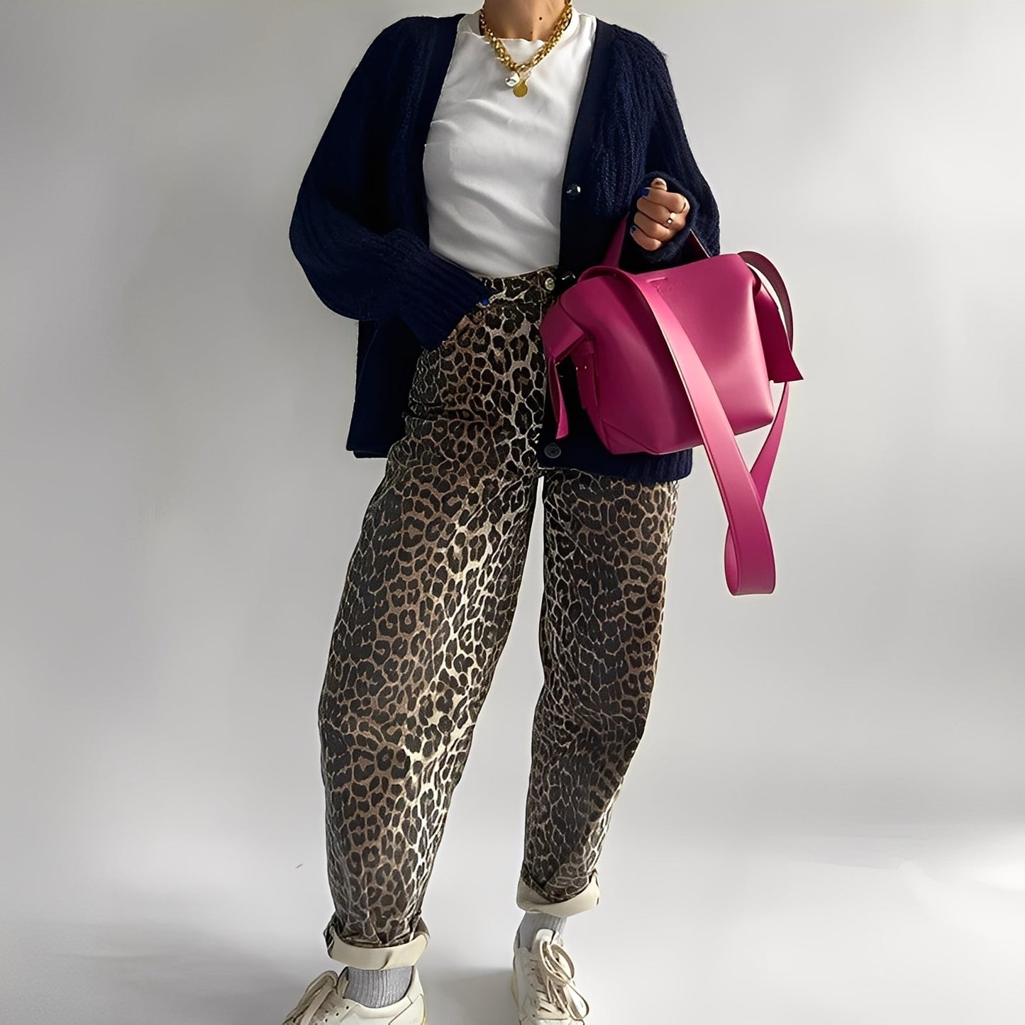 Valeria – Pantalón Mujer Estampado Animal de Corte Relajado