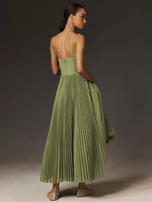 Sofía – Vestido Midi Plisado con Tirantes Finos para Mujer