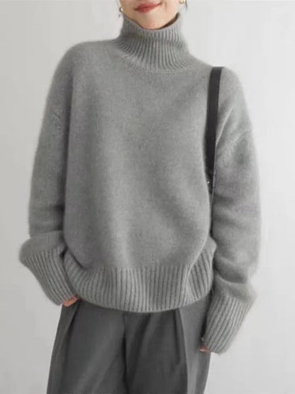 Laura – Jersey Femenino de Punto Grueso con Cuello Alto