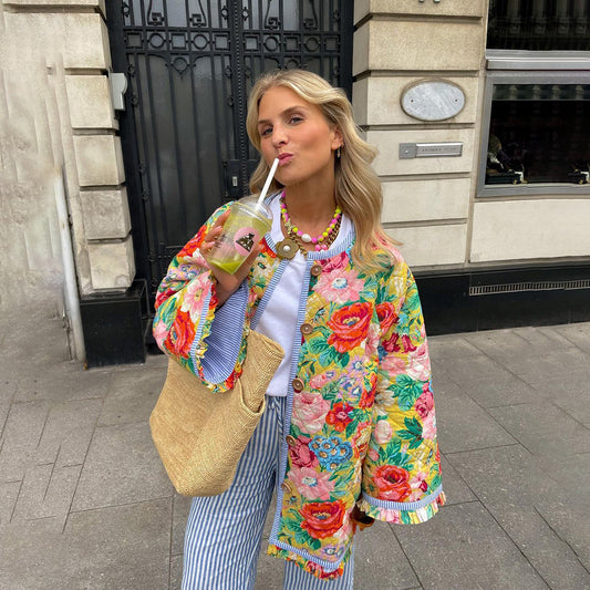 Amelia – Chaqueta ligera con estampado floral