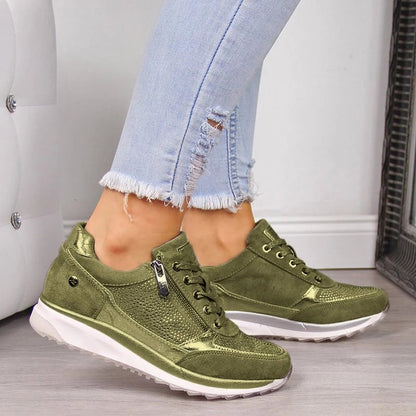 Lucía – Zapatillas Urbanas con Plataforma y Detalle Metálico para Mujer