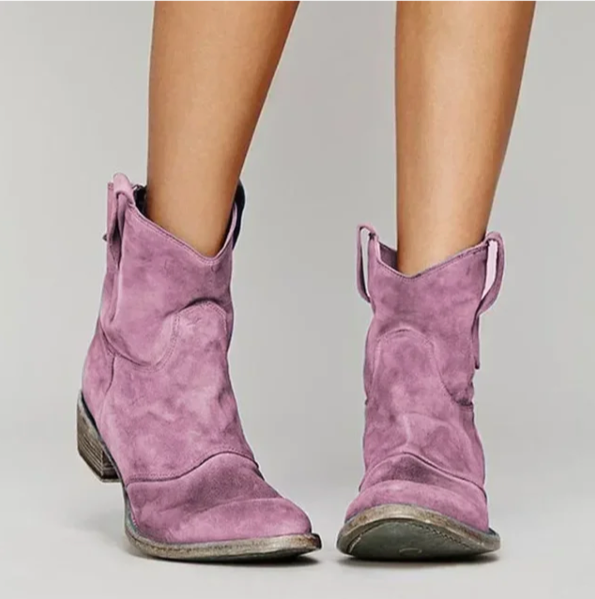 Ardena – Botas cowboy cortas en ante envejecido