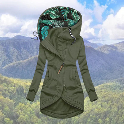 Selva – Chaqueta de Invierno Asimétrica con Capucha Estampada