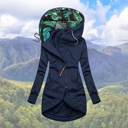 Selva – Chaqueta de Invierno Asimétrica con Capucha Estampada