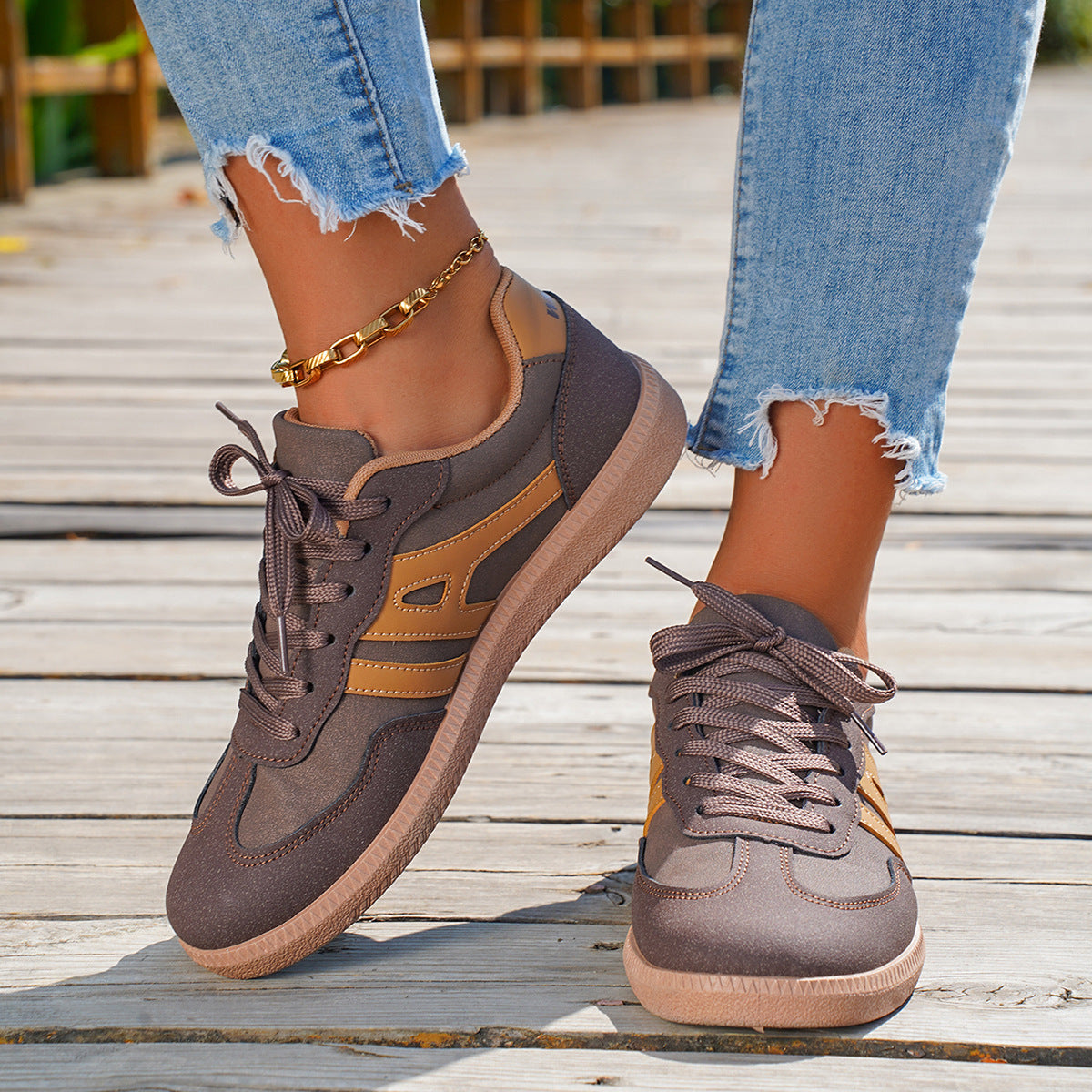 Nova – Zapatillas ortopédicas deportivas con diseño retro y suela antideslizante