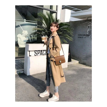 Alejandro – Trenchcoat estructurado para mujer