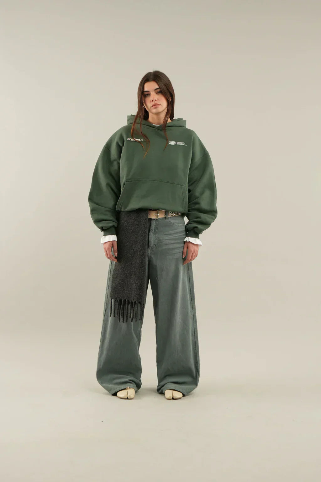 Leo – Sudadera Urbana Unisex con Capucha