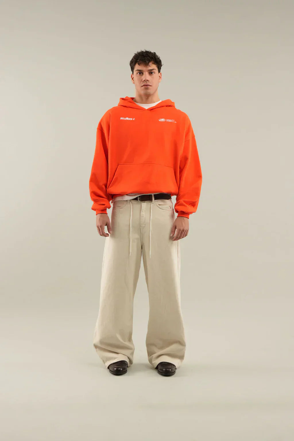 Leo – Sudadera Urbana Unisex con Capucha