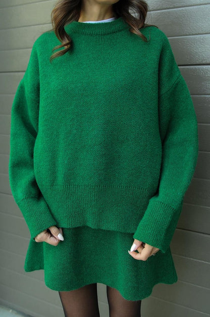 Clara – Conjunto de Punto Oversize con Falda para Mujer